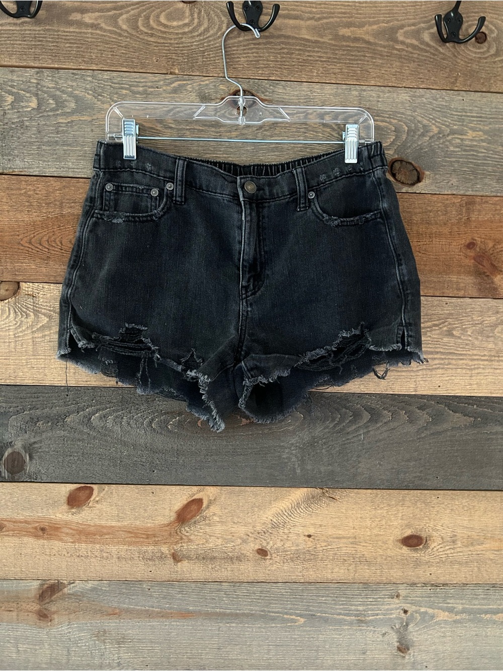 aerie Black Distressed High-Rise Denim Shorts Size M